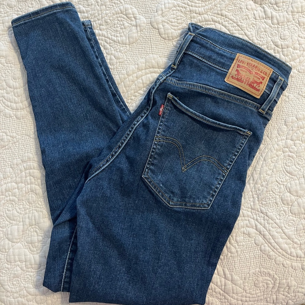 Levi’s Mile High Super Skinny Ankle Jeans